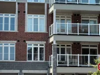 Elegant 2-bedroom townhome in Pickering with AC Free Wifi and Parking included Hotels in Pickering