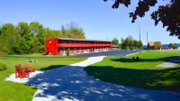 Cedar Hill Lodge Hotels in Mackinac Island