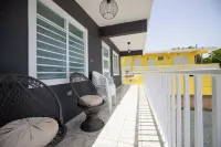 R&V Combate Beach House 1 with Pool