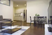 Urban Vibe Apartments One-Bedroom Apartment