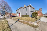 Charming 1BR Retreat Near DePauw University & Downtown Greencastle!