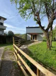 Semi-detached house with garden for families, between the sea and the Apuan Alps Campocecina 주변 호텔