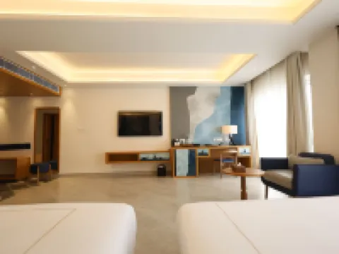 Royal Bishnu Hotels in Murshidabad