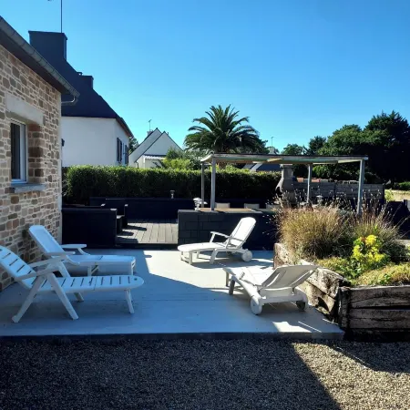 Small Breton house from Saturday to Saturday Отели в г. Плубаланек