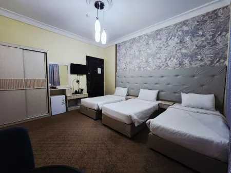 Al Asr Almasi Suite Apartments Отели в г. Медину