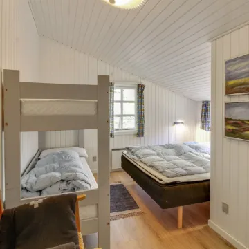 "Tirsa" - 3.9km from the Sea