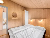 "Robertha" - 800m to the Fjord