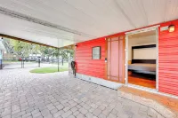 St Augustine Studio: Patio, Swing + 3 Mi to Beach - Lejligheder