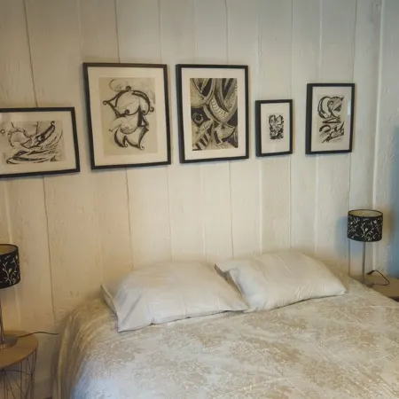 Separate master suite, 18th century residence