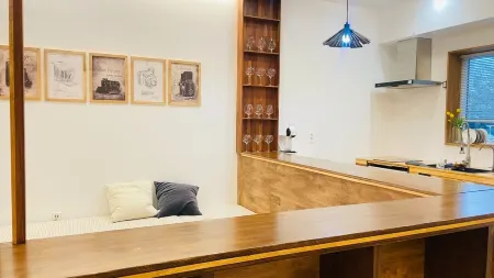 Jeju Heukbabaek Sajinsok Haru Отели рядом с достопримечательностью «Dolgeobugi Suseok Bakmulkwan»