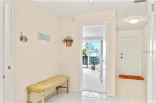 1-bedroom condo just a short walk to Anna Maria Beach