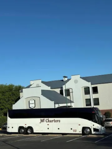 The Bridges Hotel Hotels near Rhythm Night Club