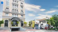 그랜드 세늄 호텔 욕야카르타 기념비 주변 호텔