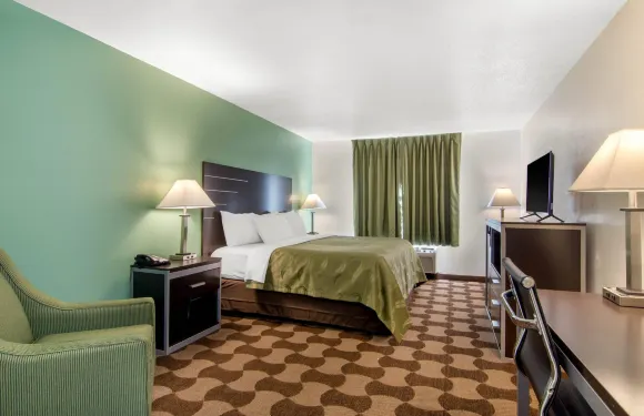 拉塞爾的品質酒店