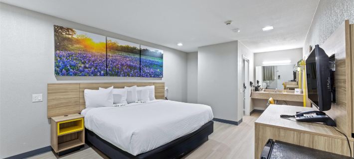 Days Inn by Wyndham McKinney Hotels in McKinney