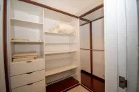 Beautiful Condo just steps from Avenida Escazu in an unbeatable location Hotels in San Rafael