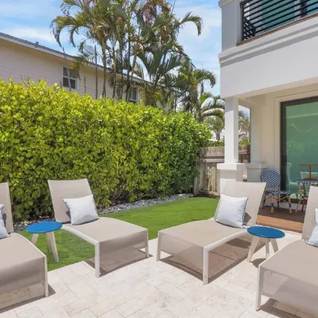 The Dream Delray/ 4 Br En-Suite Pool Home