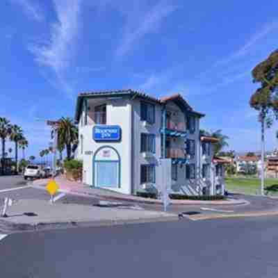 Hotel Avenida, San Clemente Beach Hotel Exterior