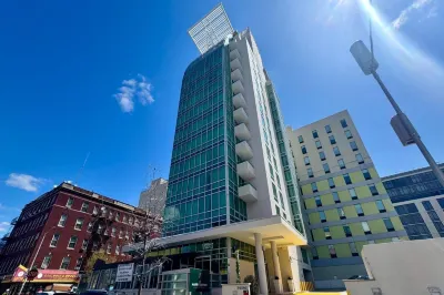 LIC Manhattan View Hotel Hotel in zona Parco centrale