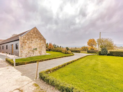 Luxury cottage with pool & Tennis, No Deposit - プール