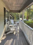 Donna’s Charm: 3 bedroom/king suite/pools/golf