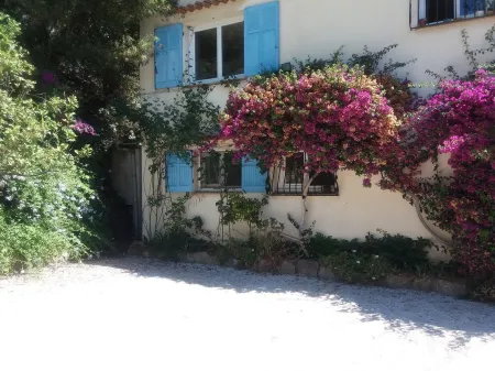 Nice 3-star apartment with sea view French Riviera