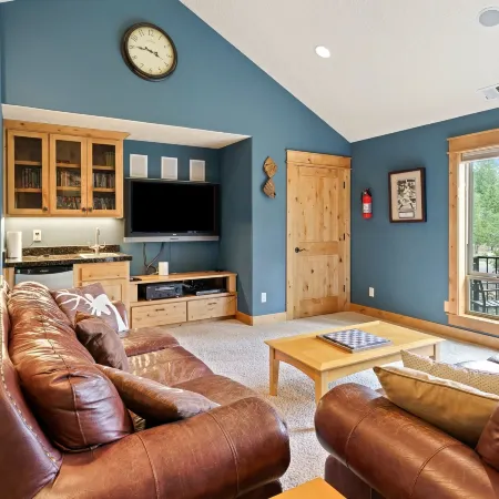 4 Red Fir 6 Bedroom Home