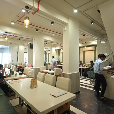Hotel Saffron