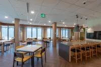 Fairfield Inn & Suites Revelstoke - breakfast