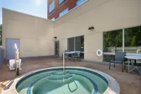Holiday Inn Express & Suites QUEENSBURY - LAKE GEORGE AREA by IHG - Hot Tub