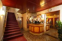 Hotel Gorizia a la Valigia - Parvekkeita
