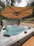 Rock House Retreat w/Hot Tub and Fireplace. Pet Friendly!
