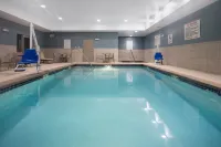 Holiday Inn Express & Suites SIOUX CITY NORTH-EVENT CENTER by IHG - Swimmingpools