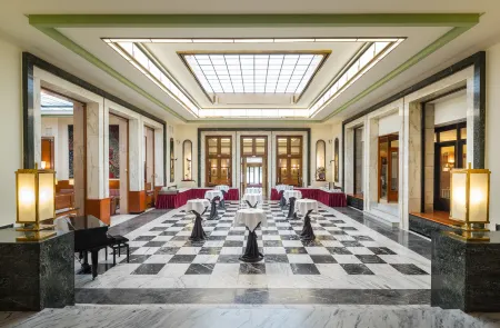 TOP Hotel Chemnitzer Hof Отели в г. Лихтенвальде