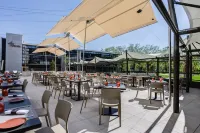 Spark by Hilton Lyon Park Saone - breakfast