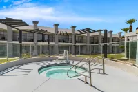 Hourglass Hotel, Trademark Collection by Wyndham - Hot Tub