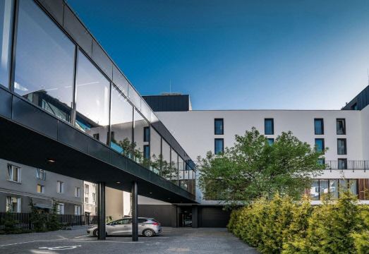 B&B 호텔 제슈프 센트롬