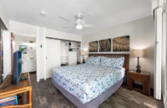 Direct Oceanfront Condo with AC, Amazing Sunsets, Tide Pools, Turtles & Surfers