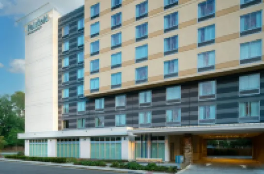 Fairfield Inn & Suites Savannah Midtown