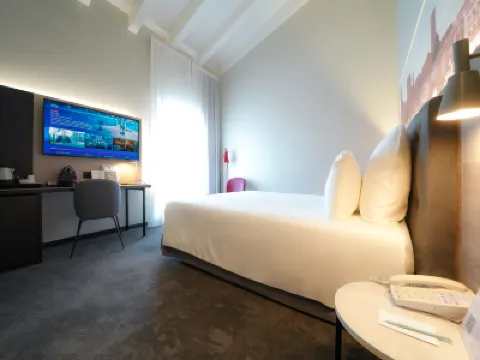 Mercure Bergamo Centro Palazzo Dolci Отели в г. 