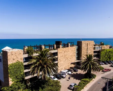 Radisson Blu Acqua Hotel and Spa Concon Hotels in Concon