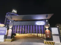 Jecheon Cats Hotel Hotels near Songhwasa