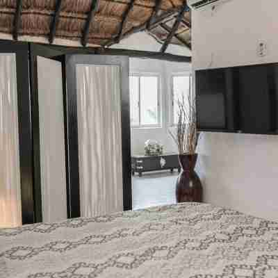 Studios walking distance to the beach Rooms
