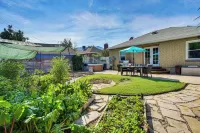 Near Hiking, Dining & Parks! Sunny SLC Retreat - Wifi