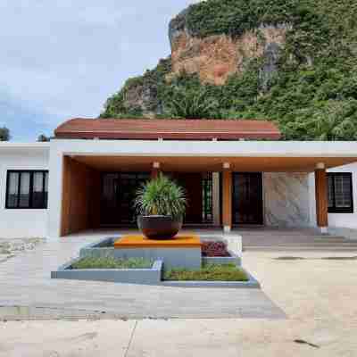 Red Cheek Mountain Villa Hotel Exterior