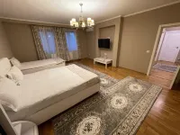 Pensiunea Crystal Hotels near Botanic Garden