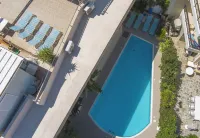 El Greco Apartments - Beach