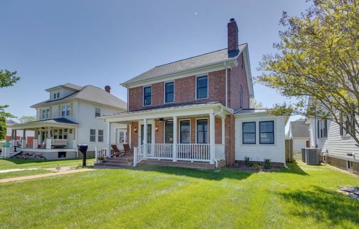 Beautiful Colonial Home on the Choptank River