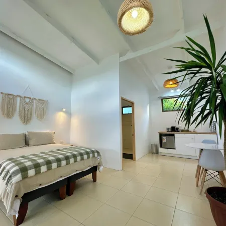 Makihi Suites