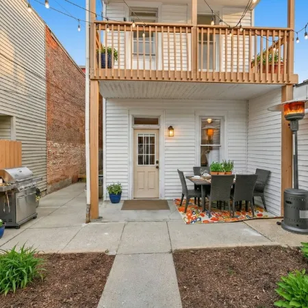 Downtown Lancaster Luxury 4Br - Garage & Parking